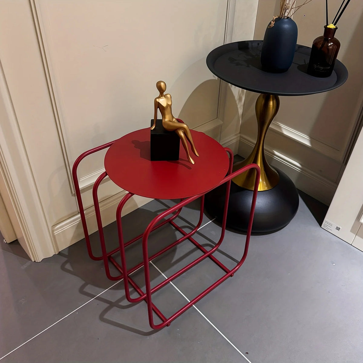 Minimalist Metal Side Table - product image 04
